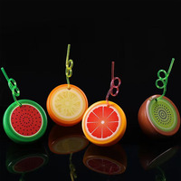 Gobelets à jus jetables en PET en forme de pastèque, d'orange et de kiwi avec couvercle pour les fêtes