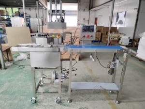 Máquina de glaseado de chocolate Donut profesional Máquinas para hacer <span class=keywords><strong>donuts</strong></span> a la venta - Product Image 2