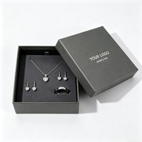 Boîte d'emballage haut de gamme pour collier, bague, boucles d'oreilles, bracelet, emballage supérieur et inférieur, luxueuse, recyclable, personnalisable, robuste, en papier, vente en gros