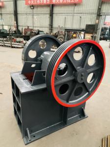 Trituradora de Mandíbulas con Motor AC, Control PLC, Alta Capacidad 100tph, Duradera - Product Image 4