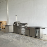Design moderne de qualité supérieure Barbecue à gaz pour l'extérieur Four à pizza Brûleur latéral Réfrigérateur-Pour le plaisir en famille dans la cuisine extérieure Coin cuisson