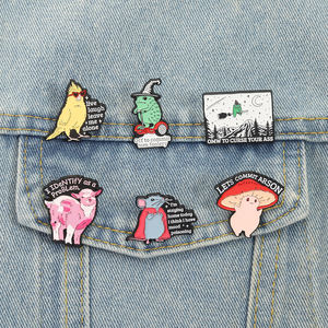 Drôle Sorcière Grenouille Émail Pin Dessin Animé Souris Grenouille Mouton Animal Citation Broche Revers Badge Bijoux Cadeau pour Amis En Gros - Product Image 1
