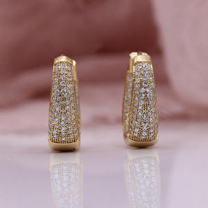 Boucles d'oreilles ajourées classiques européennes et américaines, bijoux en zircon incrusté, pour oreilles, <span class=keywords><strong>cadeau</strong></span> de <span class=keywords><strong>mariée</strong></span>, directement en l'usine, - Product Image 4