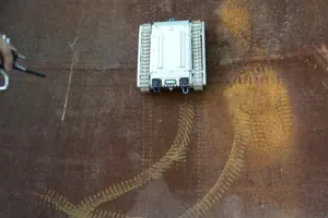 Robot WD de Tamaño Pequeño con Rastreo Magnético para Escalar Paredes, con Potencia de 0.48kW y Voltaje de 25.2V - Product Image 6