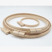 1 cerceau à broder rond en bois de 38 cm