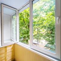 Fenêtre à baie battante en PVC de style moderne avec double vitrage trempé transparent et moustiquaire magnétique pour villas