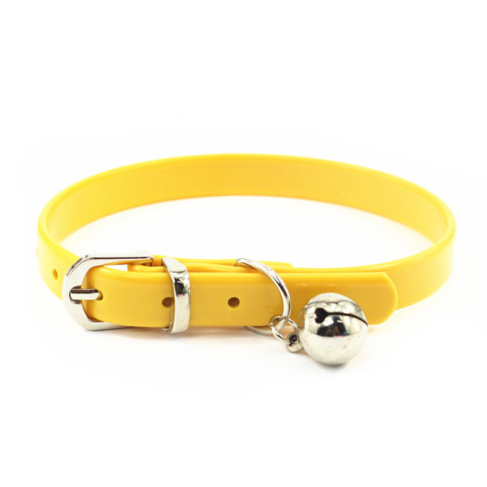 Jaune avec cloche argentée