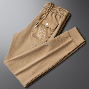 <span class=keywords><strong>Pantaloni</strong></span> Casual da <span class=keywords><strong>uomo</strong></span> per la primavera e l'estate leggeri di lusso in cotone in saia, comodi <span class=keywords><strong>pantaloni</strong></span> laminati tridimensionali - Product Image 3