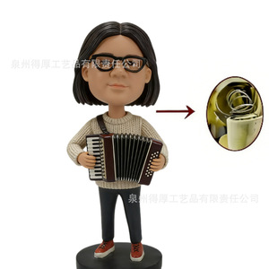 Figurine d'Accordéoniste avec Fonction Boîte à Musique, Style Artistique Cartoon, Décoration de Bureau - Product Image 3