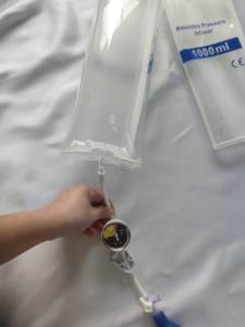 Sacca per Infusione a Pressione Manuale Trasparente da 1000cc, Infusore a Pressione - Product Image 2