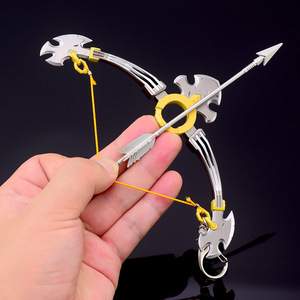 Achat en gros de la légende de <span class=keywords><strong>Zelda</strong></span> Link maître épée bête dieu arc 15CM métal modèle jouet enfants cadeau pendentif porte-clés - Product Image 3