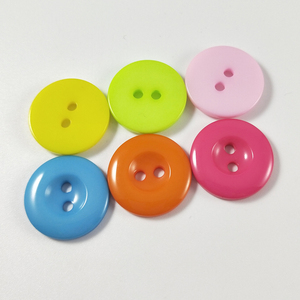 Amazon Hot Sale 2 Hole Flat Back Engraved Logo Colorful <strong>Plastic</strong> Resin Custom <strong>Buttons</strong> For Clothing/clothes - Product Image 6