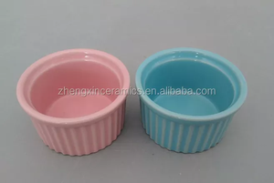 Vente en gros de moules à pâtisserie écologiques en porcelaine rose et bleue pour pudding, dessert, <span class=keywords><strong>fromage</strong></span>, <span class=keywords><strong>soufflé</strong></span>, gâteau, <span class=keywords><strong>ramequin</strong></span> en céramique - Product Image 3