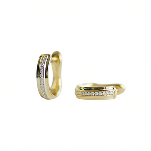 Orecchini E3836 in Oro Giallo con Diamanti Taglio Brillante Rotondo, Stile Classico per Uso Quotidiano Femminile - Product Image 1