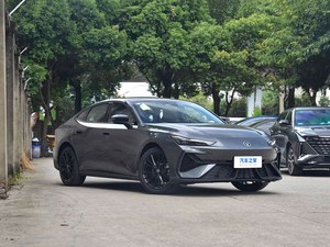 Le roi des voitures chinoises : Changan UNI-V Modèle 2025, Troisième Génération, Édition Prestige 1.5T 500Bar. - Product Image 3