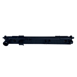 GF30 PA66 Réservoir de radiateur en plastique Couvercle de radiateur supérieur et inférieur pour <span class=keywords><strong>99</strong></span> Hyundai <span class=keywords><strong>Accent</strong></span> 1.5L CRD OEM 2531025810 - Product Image 2