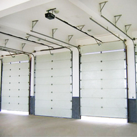 Portes de garage basculantes automatiques en acier de style moderne de haute qualité installées pour les hôtels d'atelier d'entrepôt et les surfaces finies