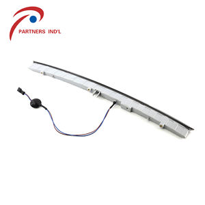 Zpartners 2023 nouveau style feu <span class=keywords><strong>stop</strong></span> monté en hauteur feu de freinage LED <span class=keywords><strong>feux</strong></span> arrière noirs pour <span class=keywords><strong>BMW</strong></span> série 5 F10 F11 édition Touring - Product Image 2