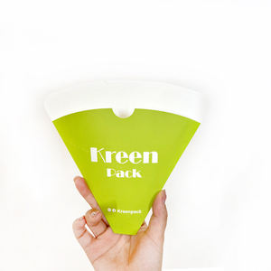 กล่องกระดาษครีปพิมพ์โลโก้ตามสั่ง ราคาส่งถูก ย่อยสลายได้ สำหรับใส่ขนมวาฟเฟิลรูปสามเหลี่ยม - Product Image 1