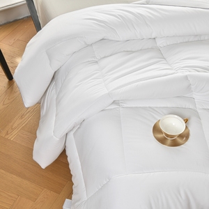Fornitore di Piumoni per Hotel, Produttore di Trapunte Personalizzate per Quattro Stagioni in Tessuto di Poliestere con Imbottitura e Rivestimento - Product Image 3