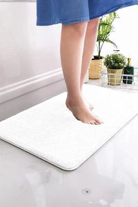 Tapis de bain de luxe blanc en peluche pour hôtel, lavable, 25 mm, doux, en polyester et coton, antidérapant, antibactérien, taille personnalisée, OEM ODM - Product Image 2