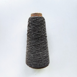 Fil <span class=keywords><strong>à</strong></span> <span class=keywords><strong>tricoter</strong></span> <span class=keywords><strong>en</strong></span> cachemire doux, <span class=keywords><strong>en</strong></span> yak et <span class=keywords><strong>en</strong></span> mérinos, <span class=keywords><strong>en</strong></span> <span class=keywords><strong>cône</strong></span>, <span class=keywords><strong>en</strong></span> bobine, coloré, mélangé, fibre naturelle, <span class=keywords><strong>pour</strong></span> le tissage <span class=keywords><strong>à</strong></span> la main, le tricot <span class=keywords><strong>à</strong></span> la <span class=keywords><strong>machine</strong></span>, les pulls - Product Image 2