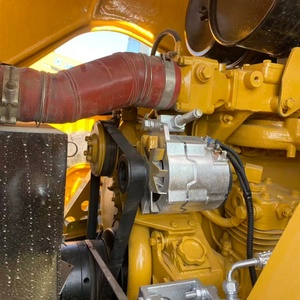 Rullo Compattatore Vibrante Monotamburo CAT CS-683E Efficiente, Motore Diesel/Benzina 129kW, Pompa Motore 332kN - Product Image 6