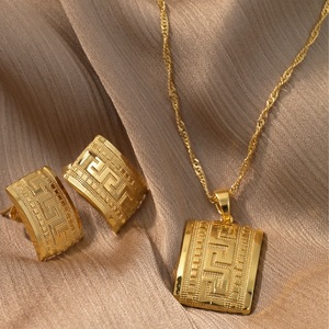Juego de Joyería con Colgante Cuadrado y Aretes Chapados en Oro de 24K, Diseño Clásico con Patrón <span class=keywords><strong>Griego</strong></span> Geométrico, para Mujer - Product Image 5