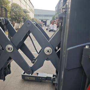 Montacargas Eléctrico para Almacenamiento <span class=keywords><strong>de</strong></span> Alta Densidad en Contenedores, 4x4, Todo Terreno - Product Image 2