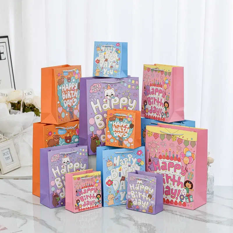 Sacchetti per feste di compleanno per bambini sacchetti regalo di buon compleanno di alta qualità per bambini imballaggio di moda sacchetti regalo di carta per lo Shopping