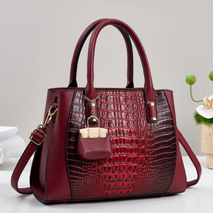 Bolso de mano con estampado de cocodrilo, bolso cruzado de gran capacidad para mujer, bolso de hombro informal para ir al trabajo, tamaño mediano, color burdeos - Product Image 4