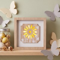 Lampe décorative en bois avec motif floral personnalisé N-Concept, boîte à lumière LED, lampe décorative en bois sculpté encadrée, lumière de décoration murale pour la maison