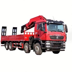 Sinotruk 8*4 ChangXing 25-ton 7-section Folding Arm <b>Crane</b> Truck with Rear Ladder - Product Image 5