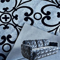 Tissu en polyester tricoté à la chaîne floqué à motifs floraux ornés pour la tapisserie de canapé, les rideaux et la décoration intérieure
