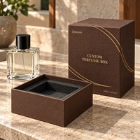 Boîte rigide à couvercle pour parfum, en papier spécial gaufré textile marron châtain, avec logo personnalisé, insert en mousse surélevé, 10x10x14cm