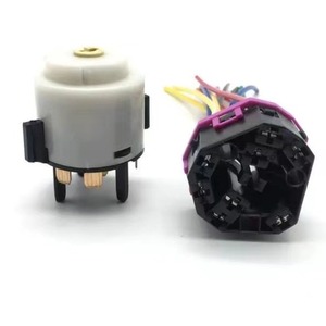 สวิตช์กุญแจสตาร์ทสีขาว รุ่น 4B0905849 สำหรับรถยนต์ Passat B5, Bora, Lavida, Polo, Golf 4 - Product Image 1