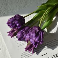 Bunga Tulip Buatan Berkualitas Tinggi dengan Sentuhan Realistis, Tangkai Bunga Karet Lembut Warna Pink untuk Dekorasi Vas Pernikahan dan Rumah