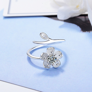 <span class=keywords><strong>Anelli</strong></span> in <span class=keywords><strong>Argento</strong></span> Sterling 925 Originali con Fiori di Ciliegio <span class=keywords><strong>Fatti</strong></span> <span class=keywords><strong>a</strong></span> <span class=keywords><strong>Mano</strong></span> e Zirconi Cubici per Gioielli alla Moda e Regali - Product Image 6