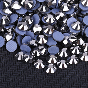 VC Usine Verre Strass En Vrac En Gros Non Hotfix Cristal Perlé Utilisé pour DIY Accessoires De Mode Robe De Mariée - Product Image 3