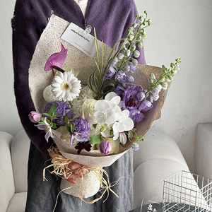 Papel de embalaje para ramos de flores hecho a mano con textura de corteza, papel texturizado de alta gama para embalaje de flores. - Product Image 2