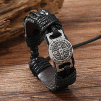Bracelet en cuir tressé brun Saint-Benoît avec médaille en argent antique, réglable, bracelet religieux, bijoux de Noël
