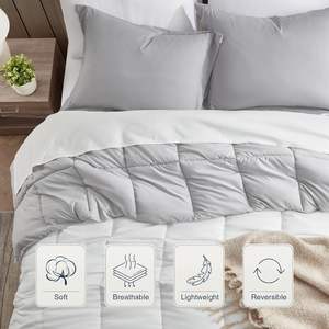 طقم لحاف ناعم وصديق للبشرة بالجملة، أبيض/رمادي فاتح، 3 قطع، خفيف الوزن، مبطن وقابل للتنفس، مناسب للشتاء - Product Image 2