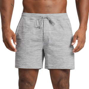 กางเกงขาสั้นกีฬาผู้ชายปี 2026 ผ้าโพลีเอสเตอร์ เอวยางยืดเนื้อผ้าถักแบบมีเท็กซ์เจอร์ สวมใส่สบาย เหมาะสำหรับทุกวัน - Product Image 1