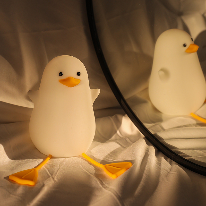 Amazon.co.jp : moin moin ランプ 電気 アヒル 鳥 足 ぶらぶら