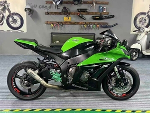 Moto à essence d'occasion Kawasaki Big Boss <span class=keywords><strong>ZX</strong></span>-10R, quatre cylindres, injection de carburant, refroidissement par eau, capacité de 1000 cm3, origine CN/JIA - Product Image 1