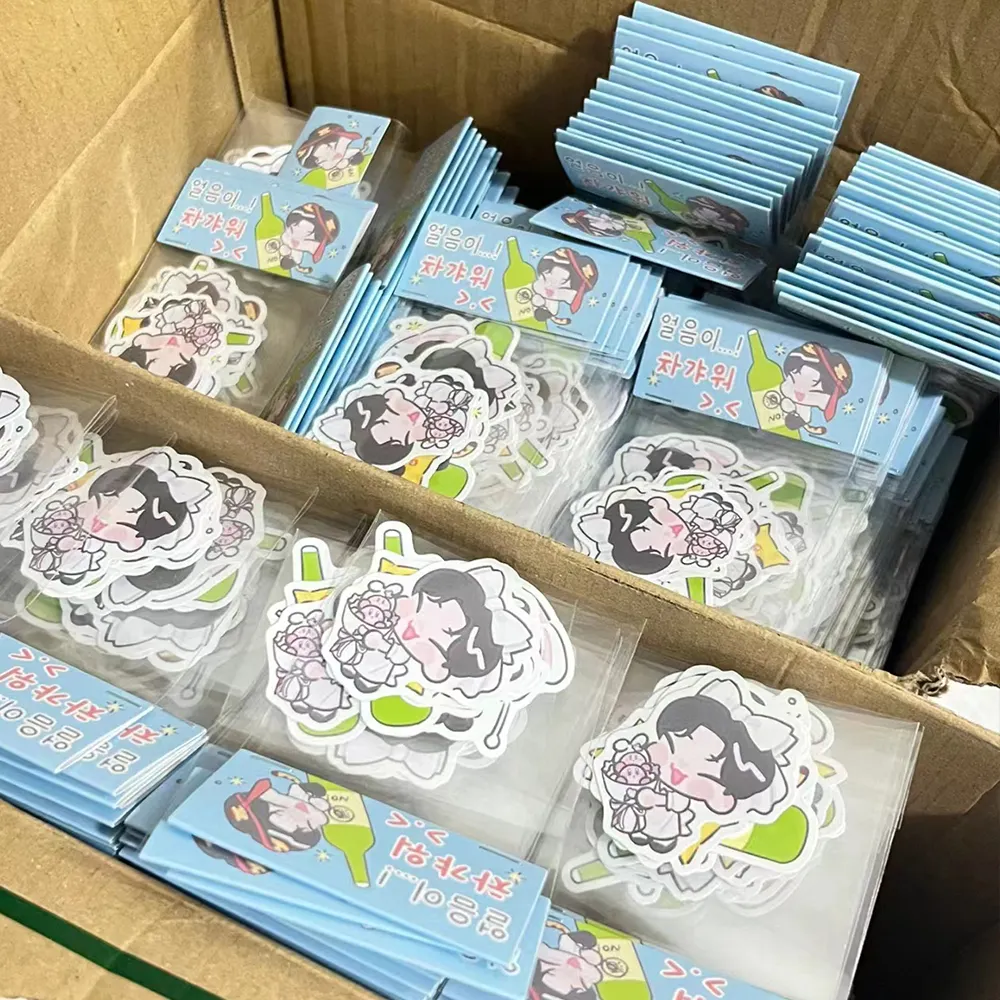 Gestanste Stickers Custom Logo Culturele Anime Cartoon Decoratie Zelfklevend Vinyl Pvc Bulk Label Custom Sticker Pack