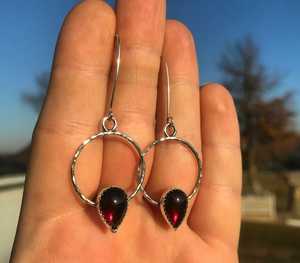 925 Sterling Silver <b>Beautiful</b> Cute Garnet Pear Cut Stone Hoop <b>Earring</b> Wholesale Factory Price From Manufacturer Suppliers Online - Product Image 1
