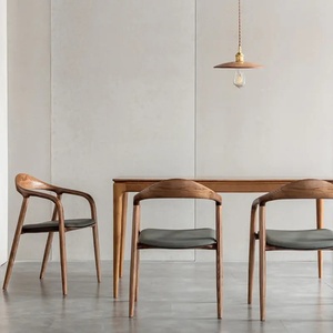 Ensemble <span class=keywords><strong>de</strong></span> salle à manger scandinave moderne <span class=keywords><strong>en</strong></span> bois massif avec <span class=keywords><strong>chaises</strong></span> <span class=keywords><strong>de</strong></span> bureau et <span class=keywords><strong>de</strong></span> salle à manger, 4 ou <span class=keywords><strong>6</strong></span> <span class=keywords><strong>chaises</strong></span> - Product Image 1