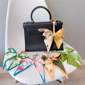 Bow Keychain Fashion Silk Ribbon Bag Pendant Keychain Handbag Decor Scarf Key Chains For Women's Girls' Purse Tote Bag Handbag