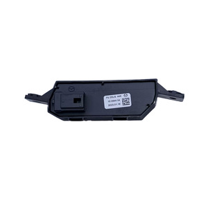 Interruptor de Memoria para Asiento Mazda FU25LG446 GHL2-88-1M5 GV9C-88-1M5, Repuesto de Interruptor Automático - Product Image 2